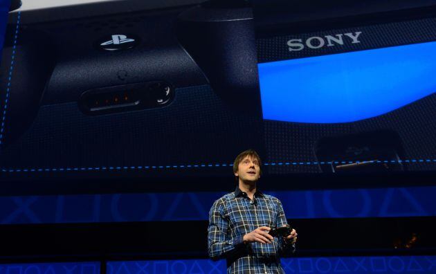 Mark Cerny durante una conferencia de Playstation