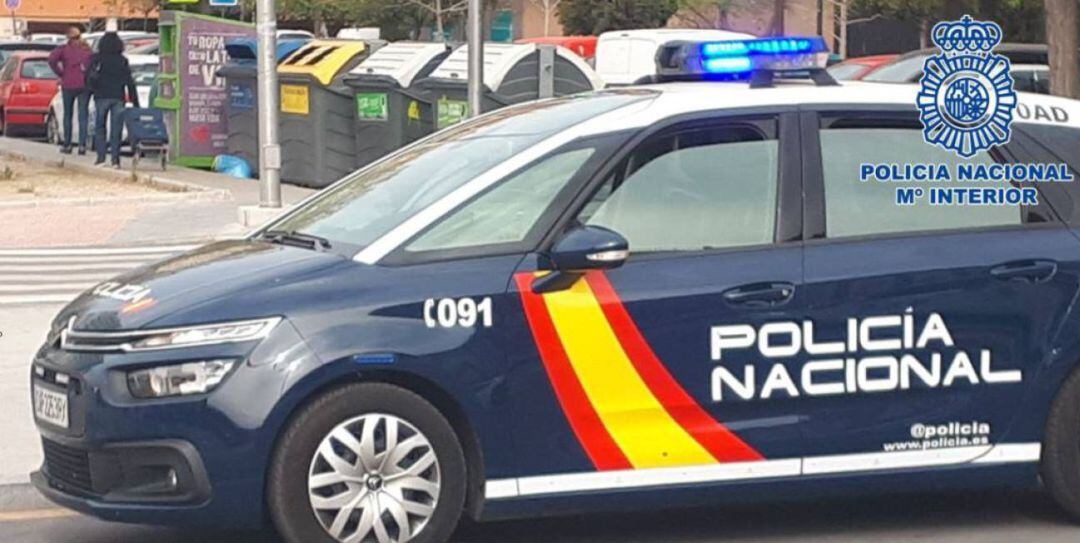 Coche de la Policía Nacional