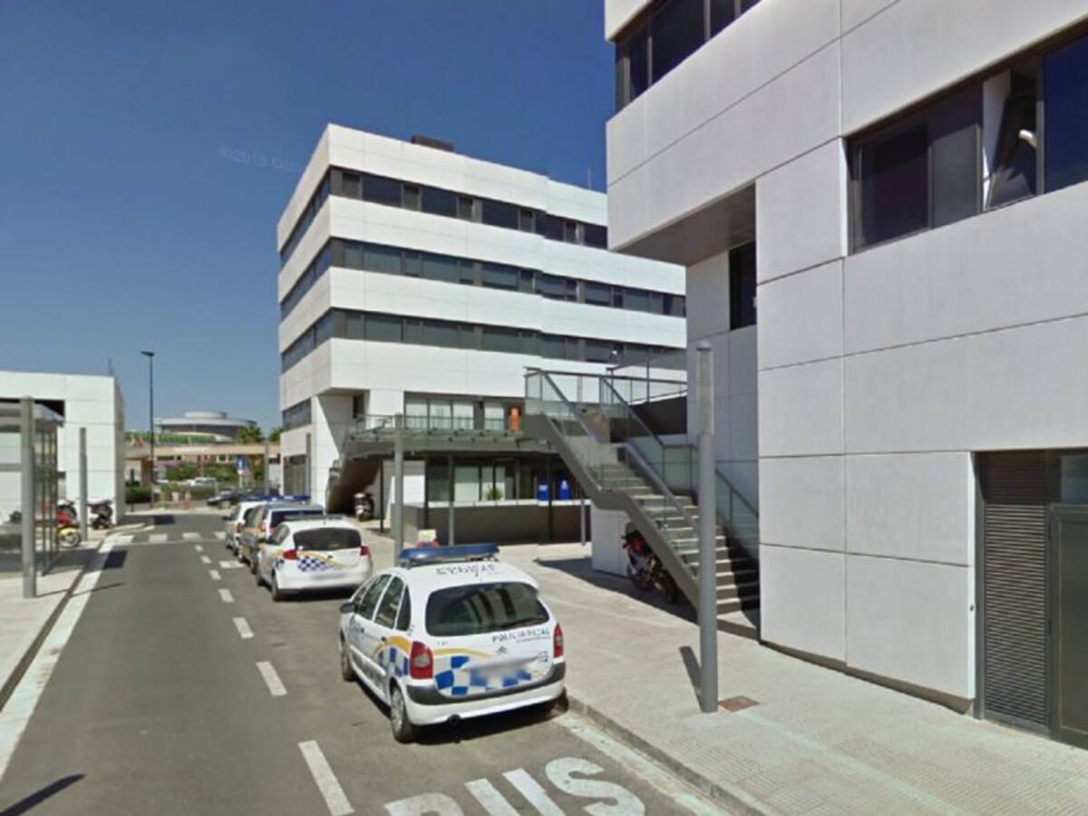 Detenido un hombre por una supuesta agresión a su pareja en un piso de Ibiza