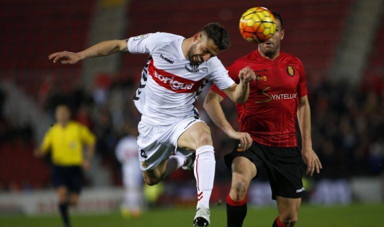 Xavi Molina durant el partit contra el Mallorca.