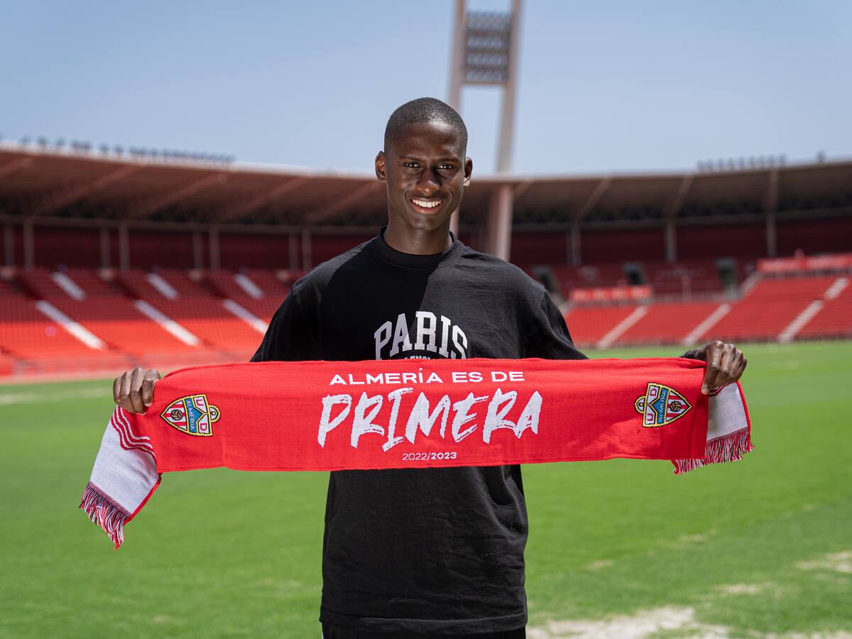 OFICIAL: Mendes ya es del Almería