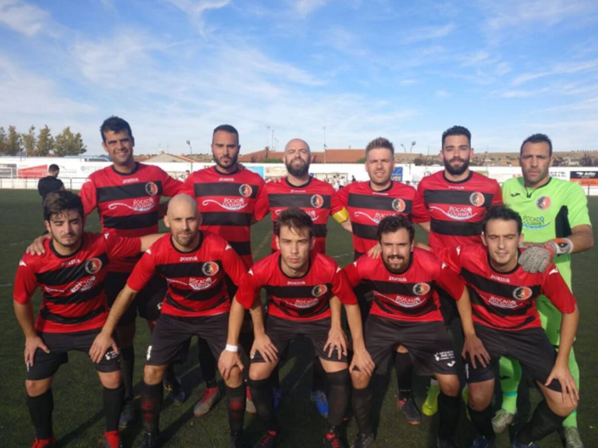 La UD Mota del Cuervo vence a Valdepeñas y asalta el liderato (2-1)