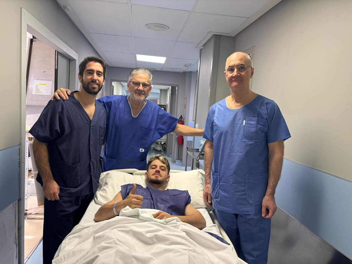 El centrocampista Dani Lorenzo operado en Murcia de osteopatía de pubis