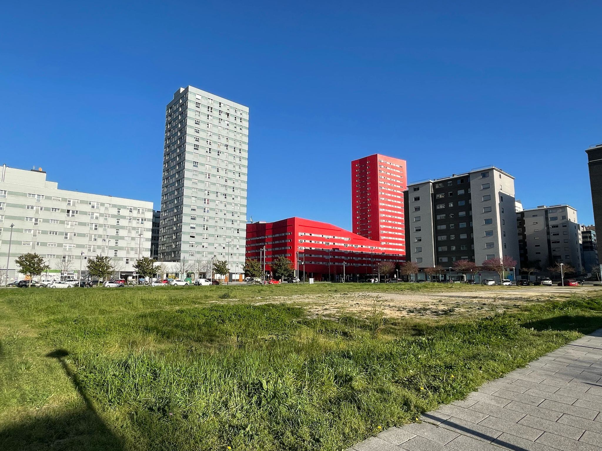 La 'parcela de las barracas' de Salburua acogerá un edificio de 144 viviendas