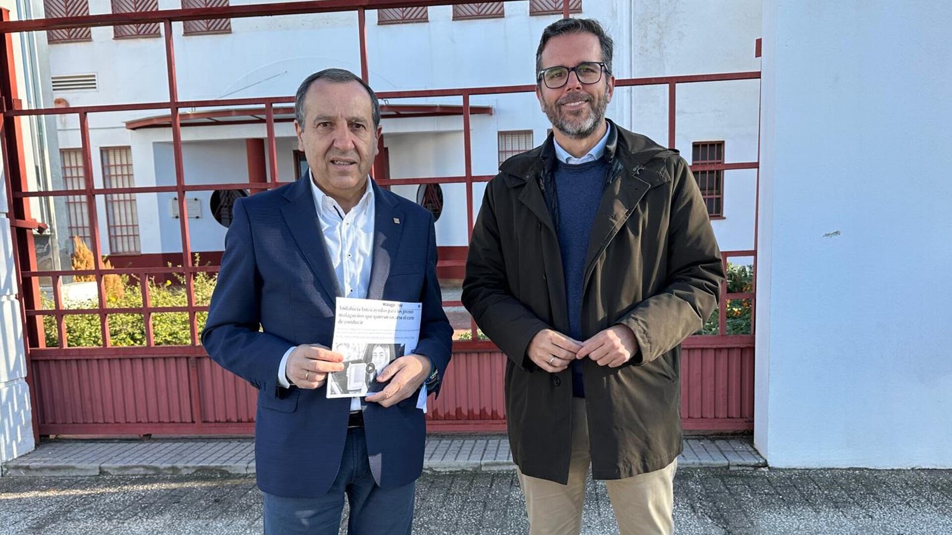 José Luis Ruiz Espejo junto a Francisco Calderón (PSOE Antequera)