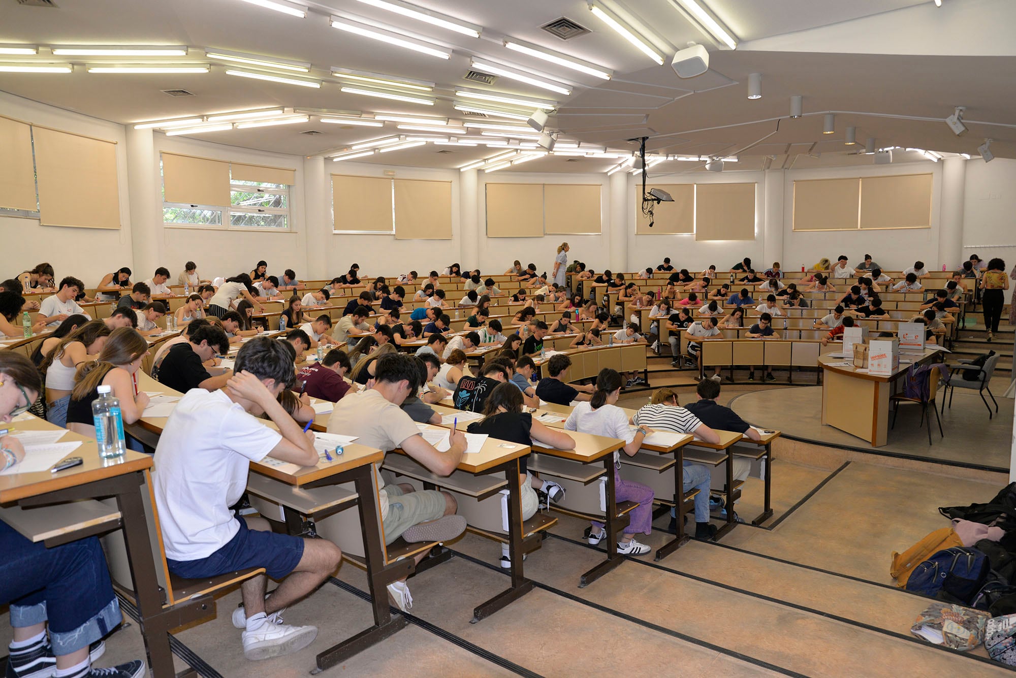 Alumnos realizando la EVAU en Castilla-La Mancha