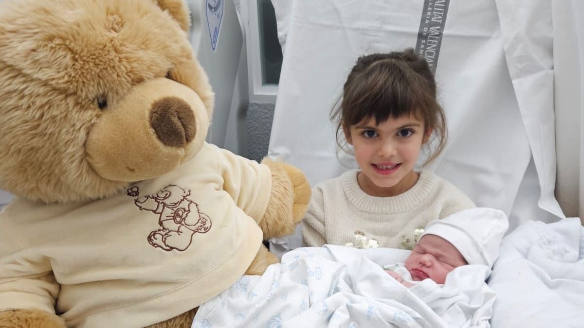 Carla, primera bebé nacida en Elda en 2026