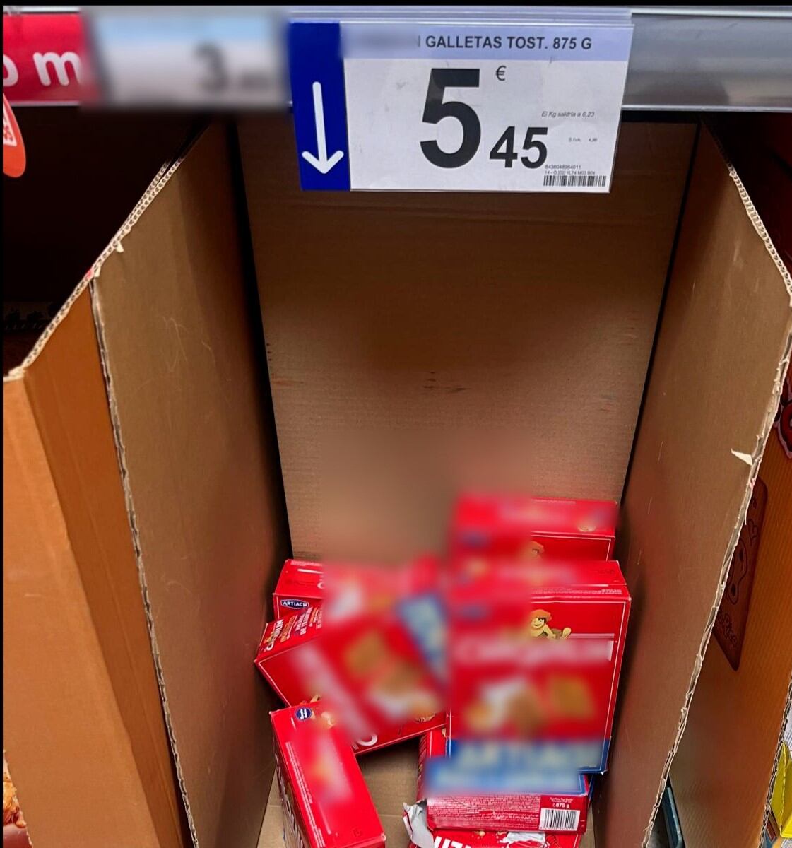 En los pasillos de los super mercados de Castellón encontramos grandes marcas con cajas de galletas a más de cinco euros