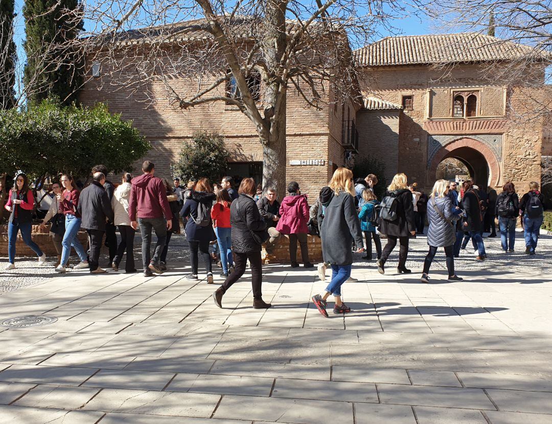 Visitantes en la Alhambra