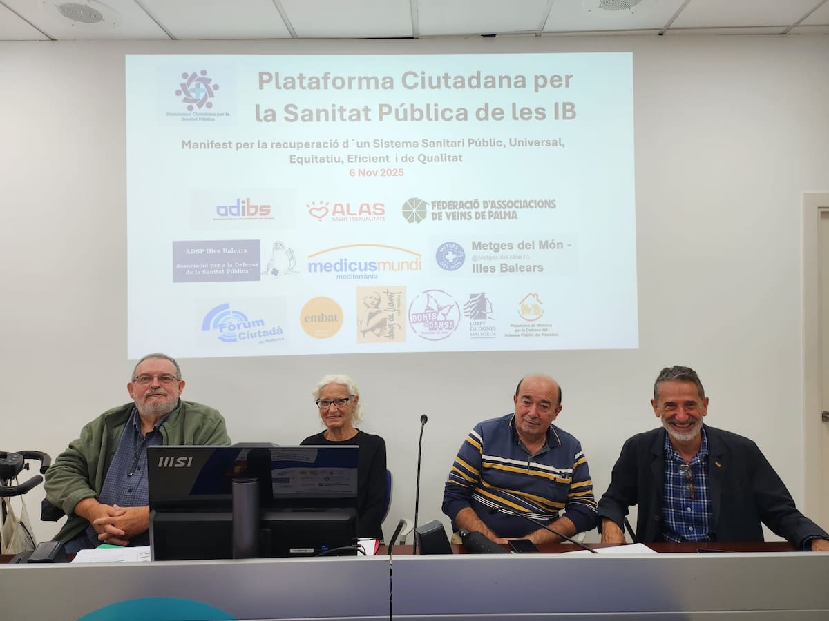 Protesta en Palma en defensa de la atención primaria