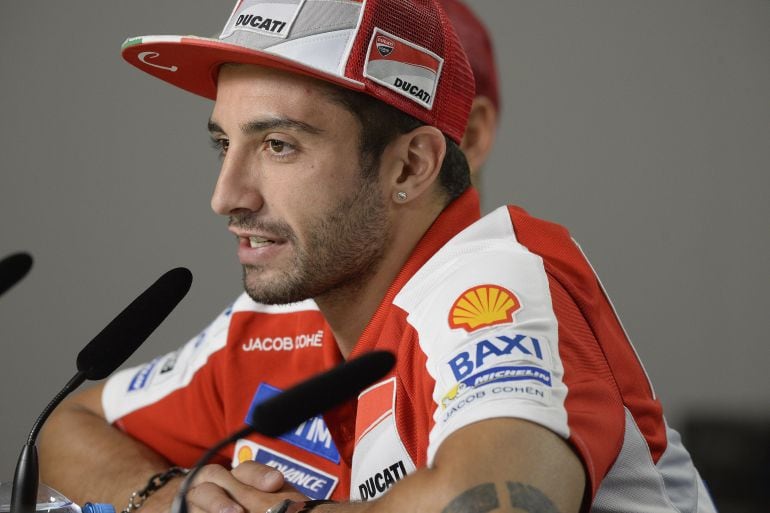 Iannone, en una rueda de prensa