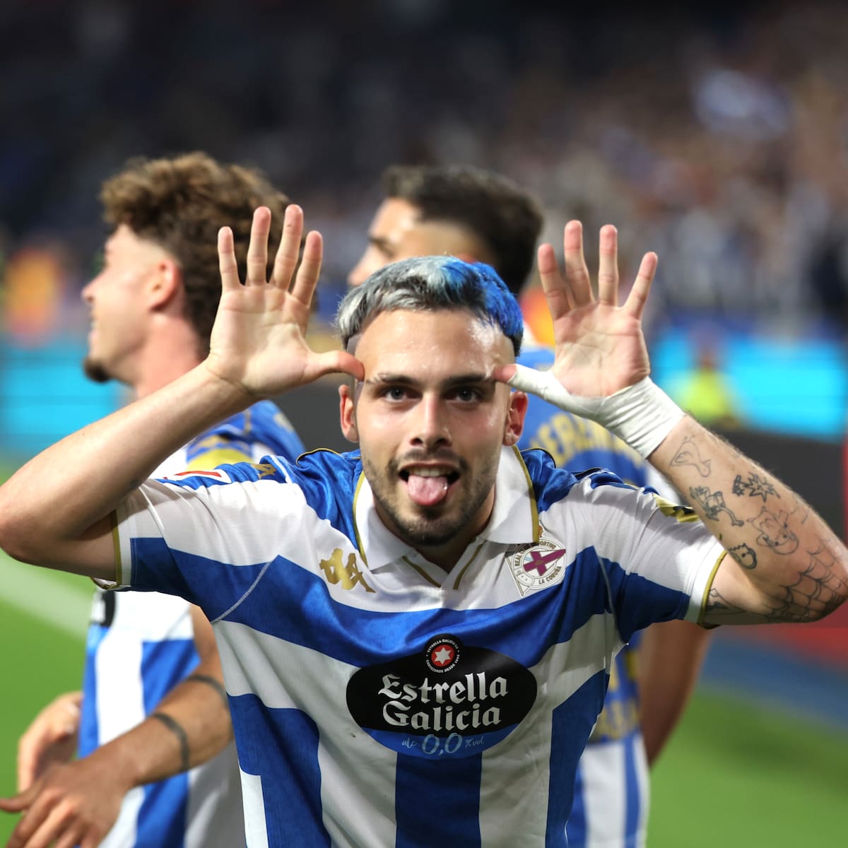 David Mella: "Me tendrían que dar cien mil millones para ir a Arabia"