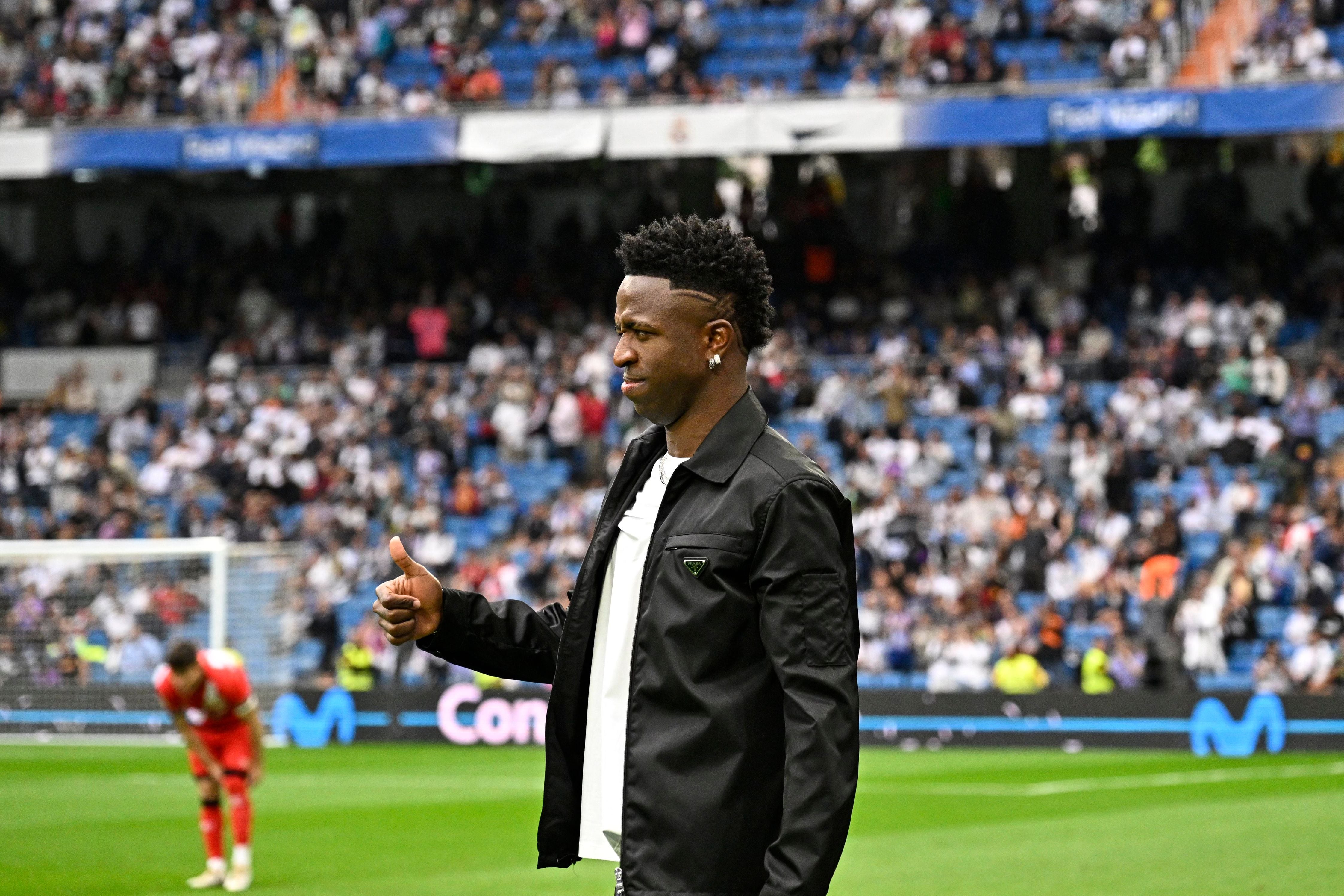 Vinicius durante el partido ante el Rayo Vallecano en el Santiago Bernabéu.