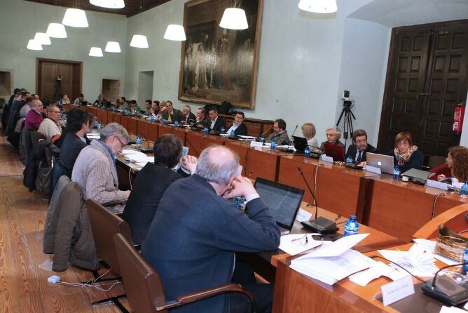 Consejo de Gobierno de la Universidad de Valladolid en el Palacio de Santa Cruz