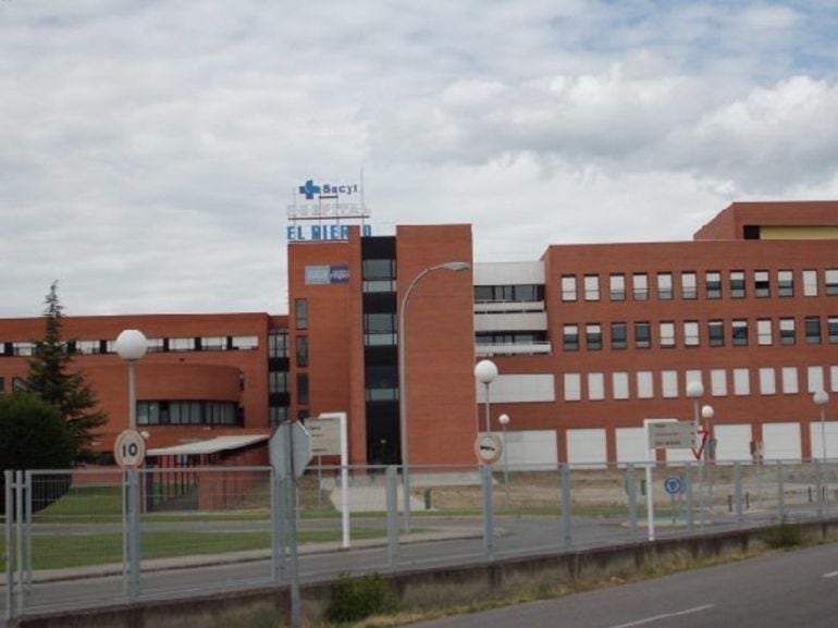 Fachada del Hospital del Bierzo