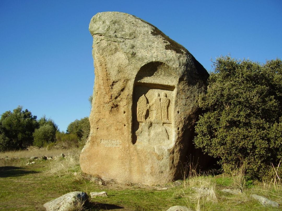 La Piedra Escrita, monumento megalítico en honor a la diosa Diana fechado entre los siglos II y IV d. C.