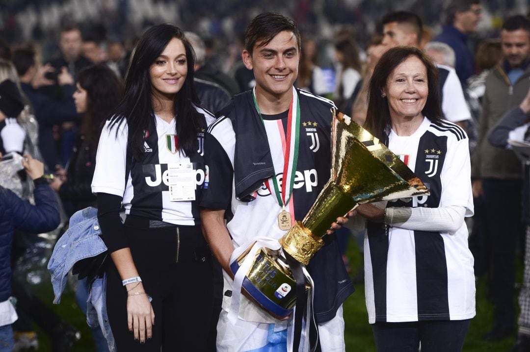 Dybala y Oriana Sabatini