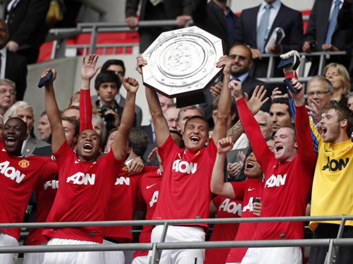 El Manchester United gana la Supercopa inglesa tras remontar al City