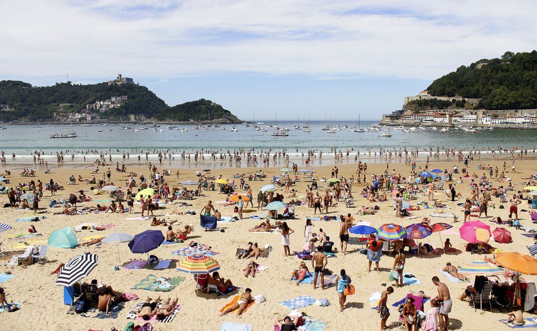 Imagen de archivo de la playa de La Concha.