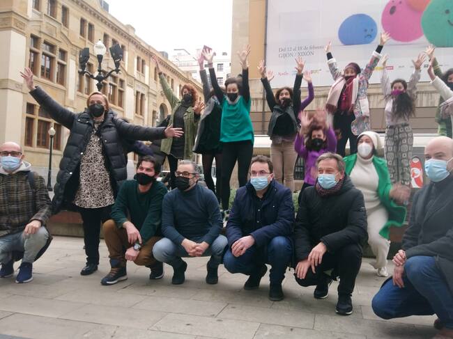 Las compañías asturianas, durante la presentación de sus propuestas.
