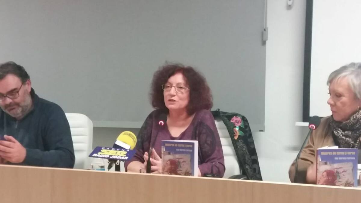 Mujeres de Carne y Verso, último libro de Ana Moreno Soriano, el poder de la palabra para las mujeres