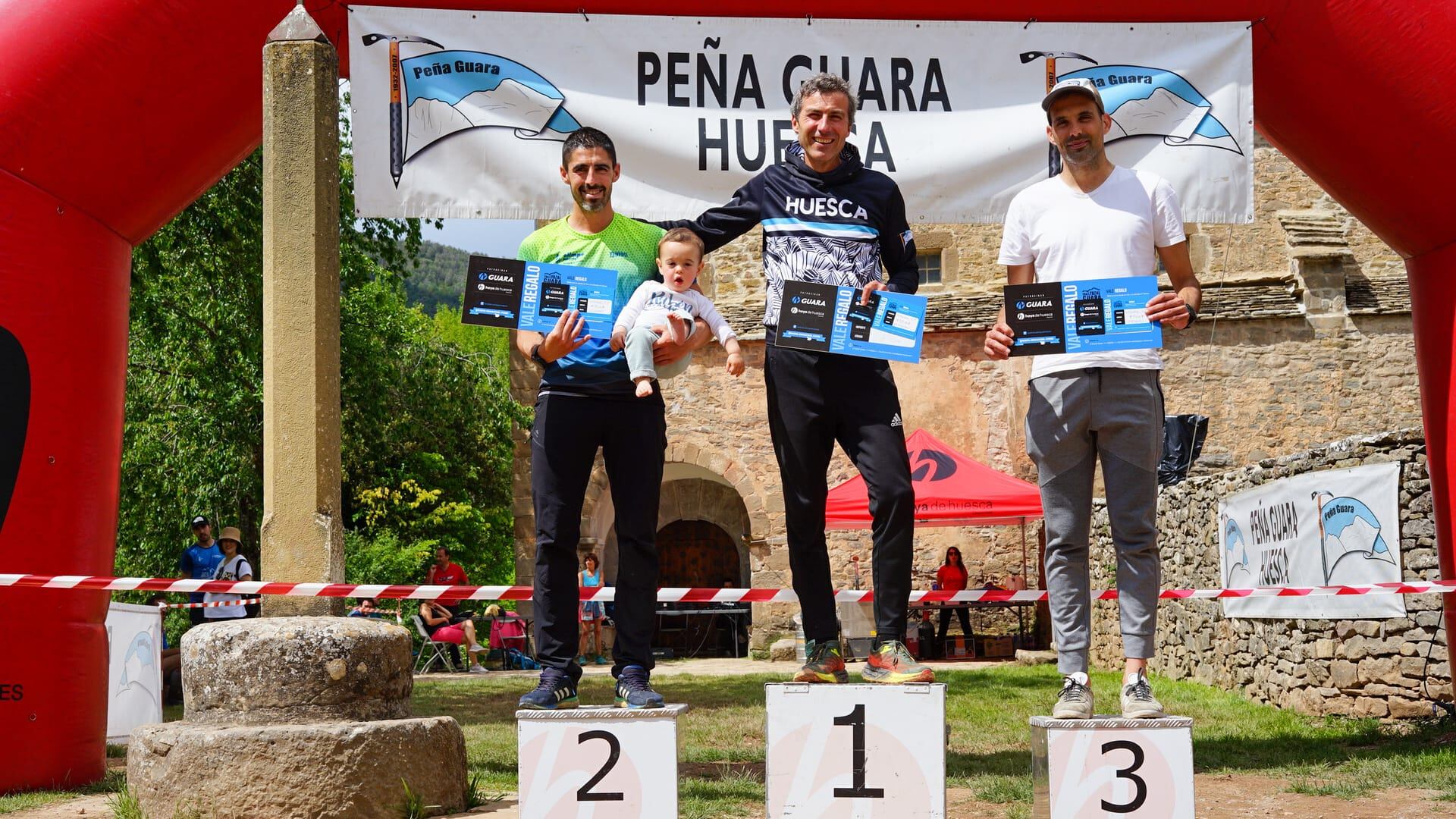 Podium masculino de la Integral de Guara