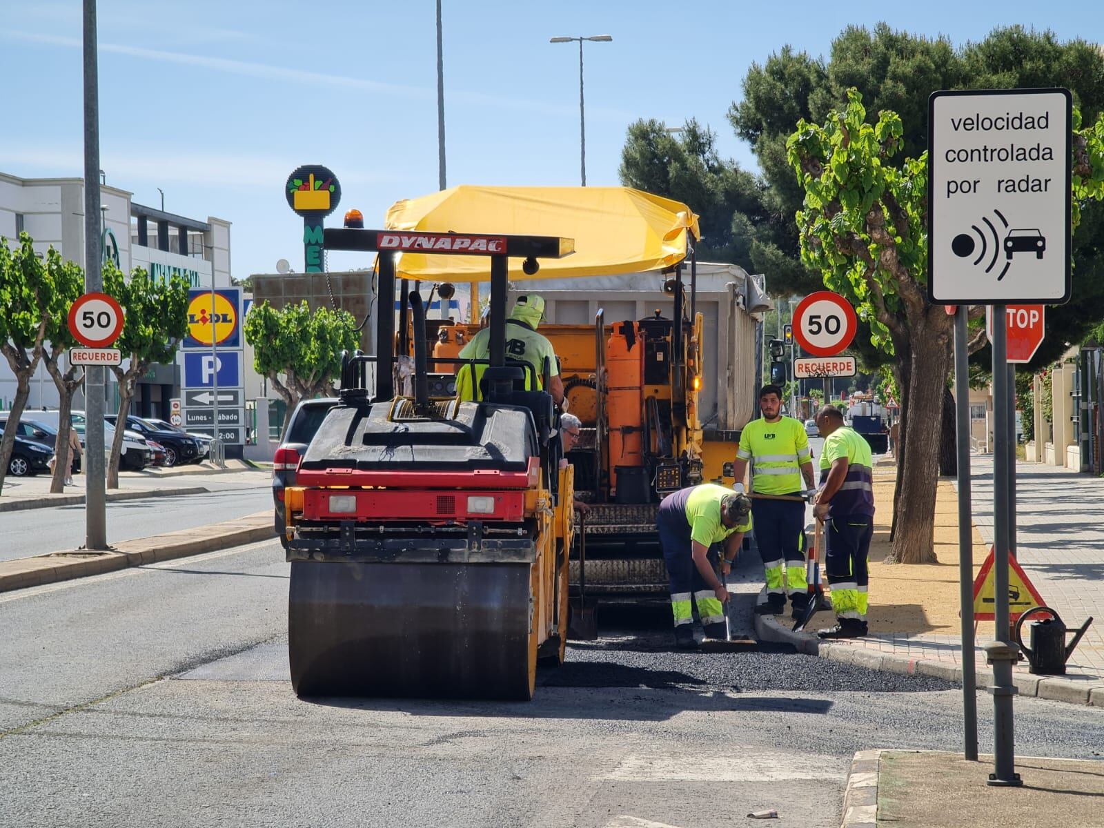 Trabajos en la avenida del Mediterráneo de Elda