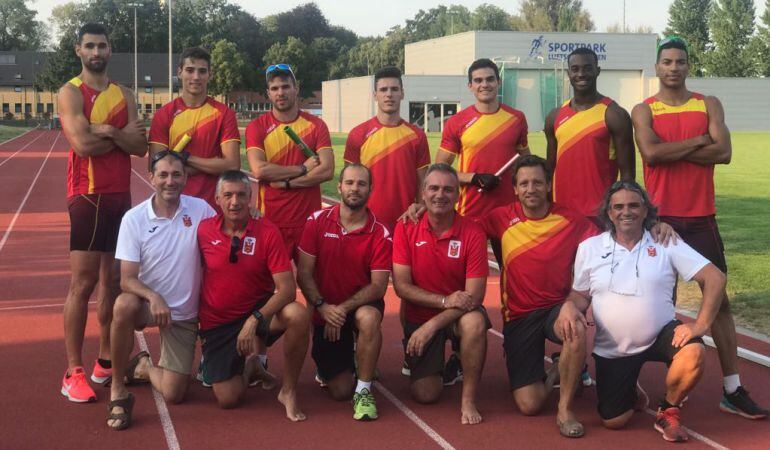 Los velocistas españoles, entre ellos Hortelano (3d) y Husillos (3i), han ultimado su preparación en Potsdam.