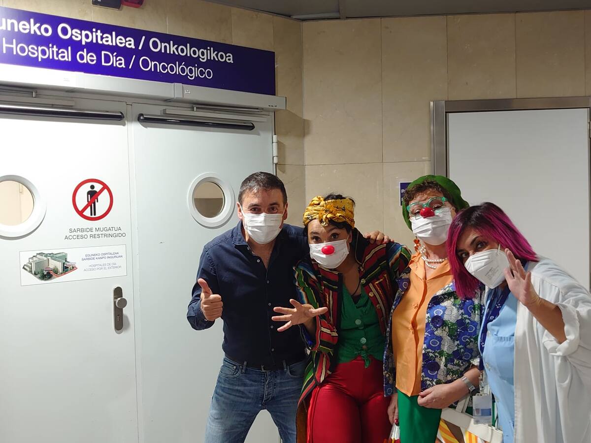 Exppres Your Clown, los payasos van al hospital.