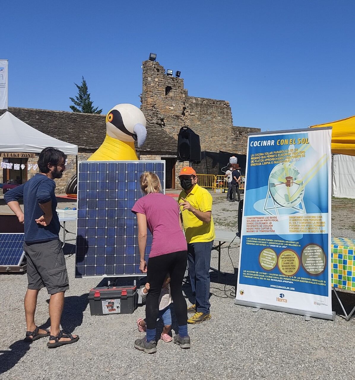 Puesto del Climatic Festival del 2021 en Aínsa