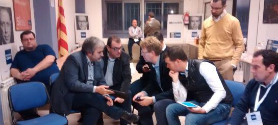 L'equip de Democràcia i Llibertat a la seu de Tarragona.