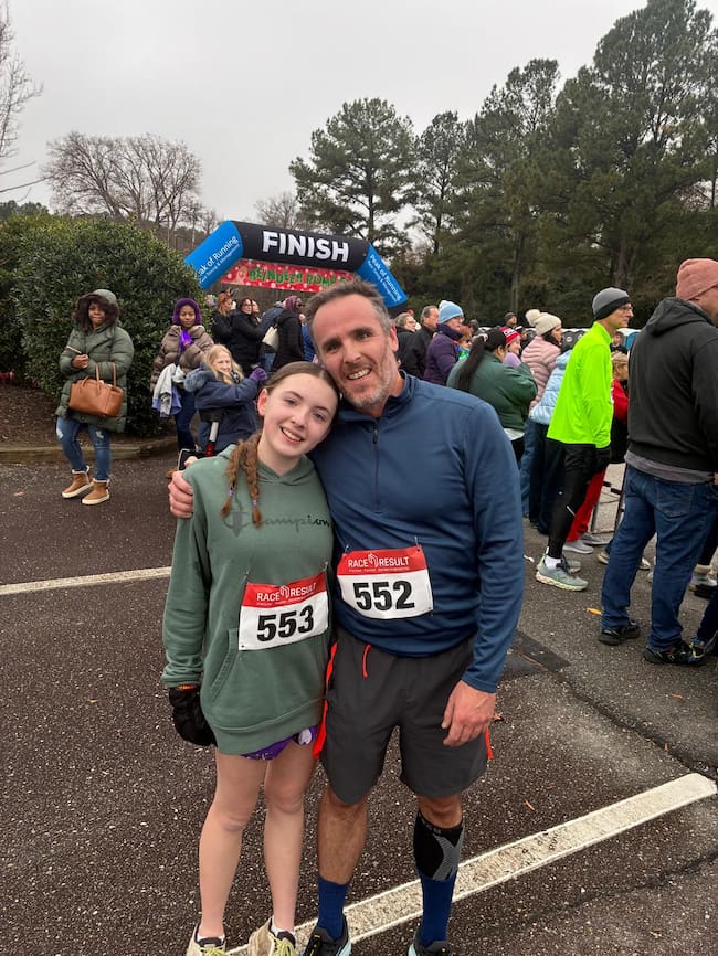 En una carrera con su hija mayor