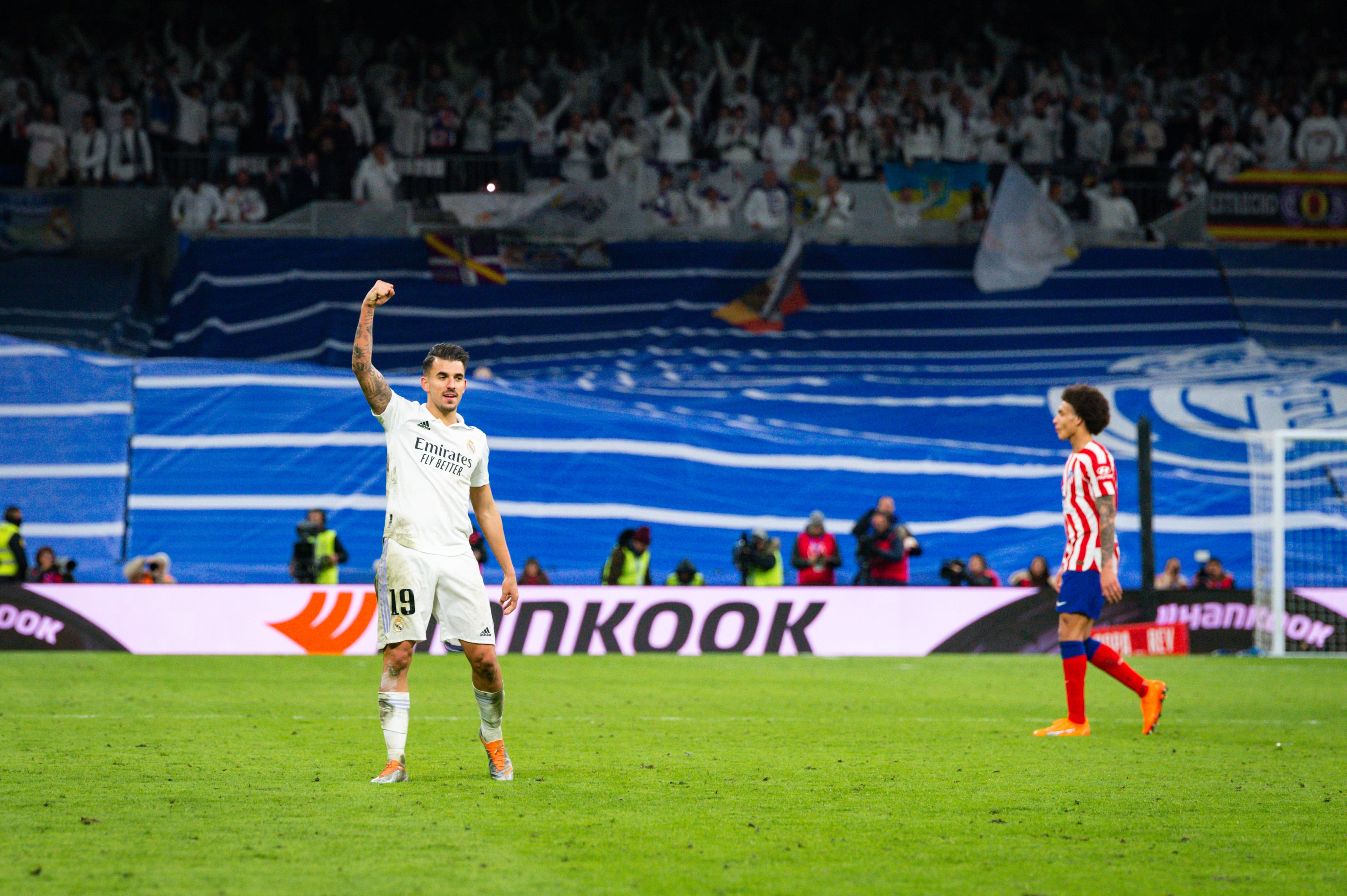 Ceballos fue clave en la remontada del Real Madrid, pero debió ser expulsado.