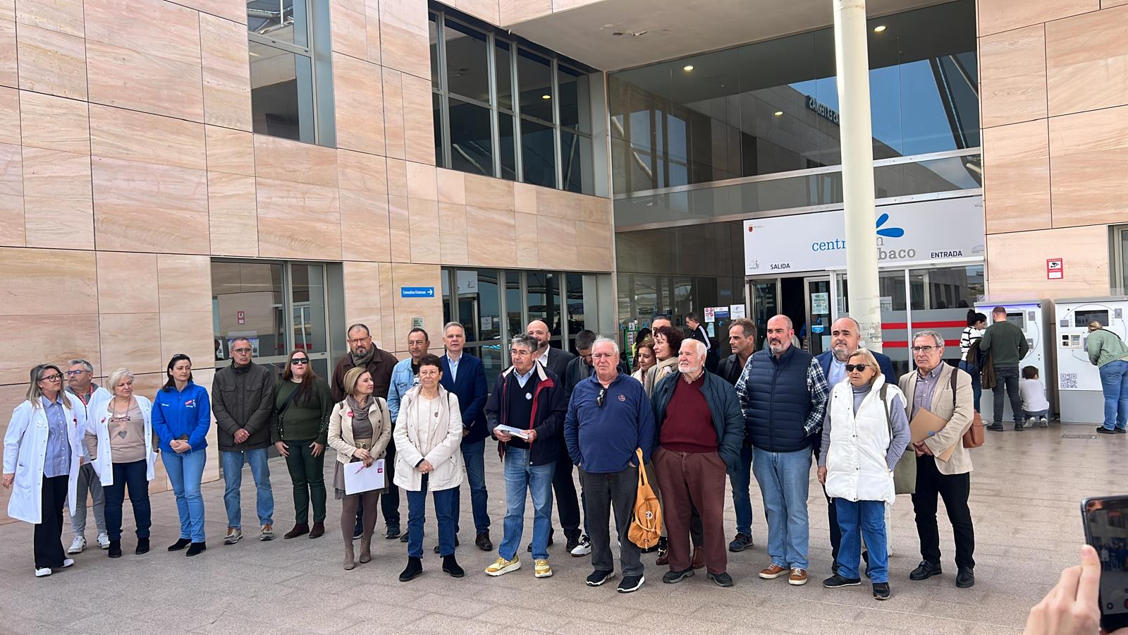 Frente común en Cartagena para exigir una solución integral a la "fachada inflamable" del Santa Lucía