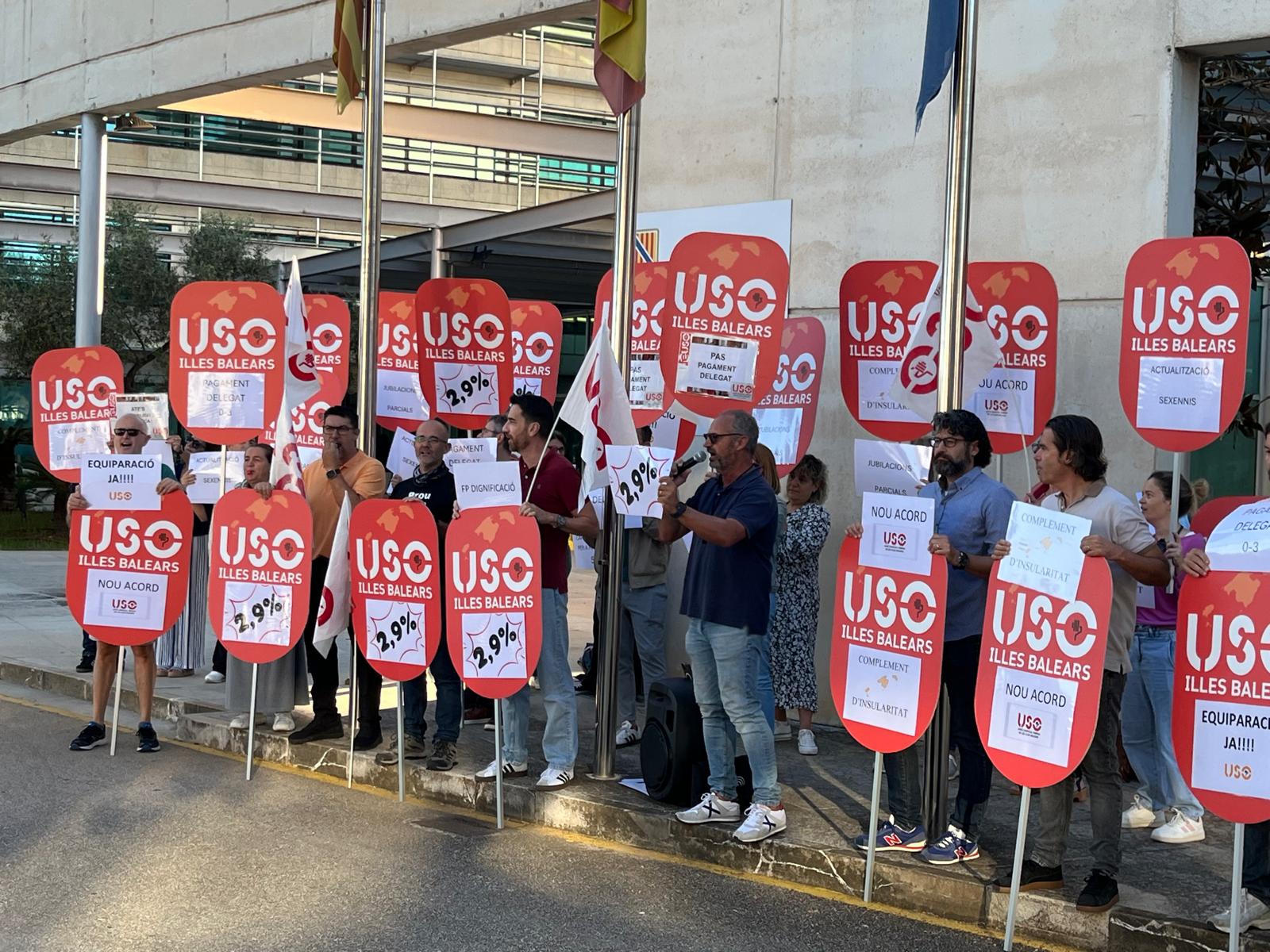 Protesta de docentes de la concertada.