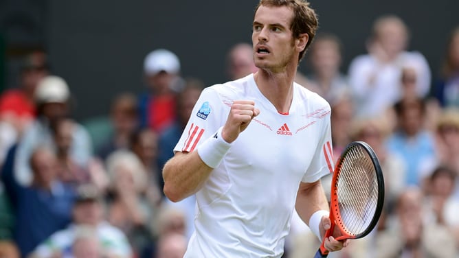 El jugador escocés celebra con rabia la consecución de uno de los sets frente a David Ferrer