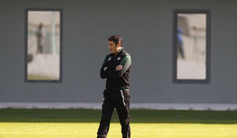 17/11/14 ENTRENAMIENTO BETIS JULIO VELAZQUEZ 