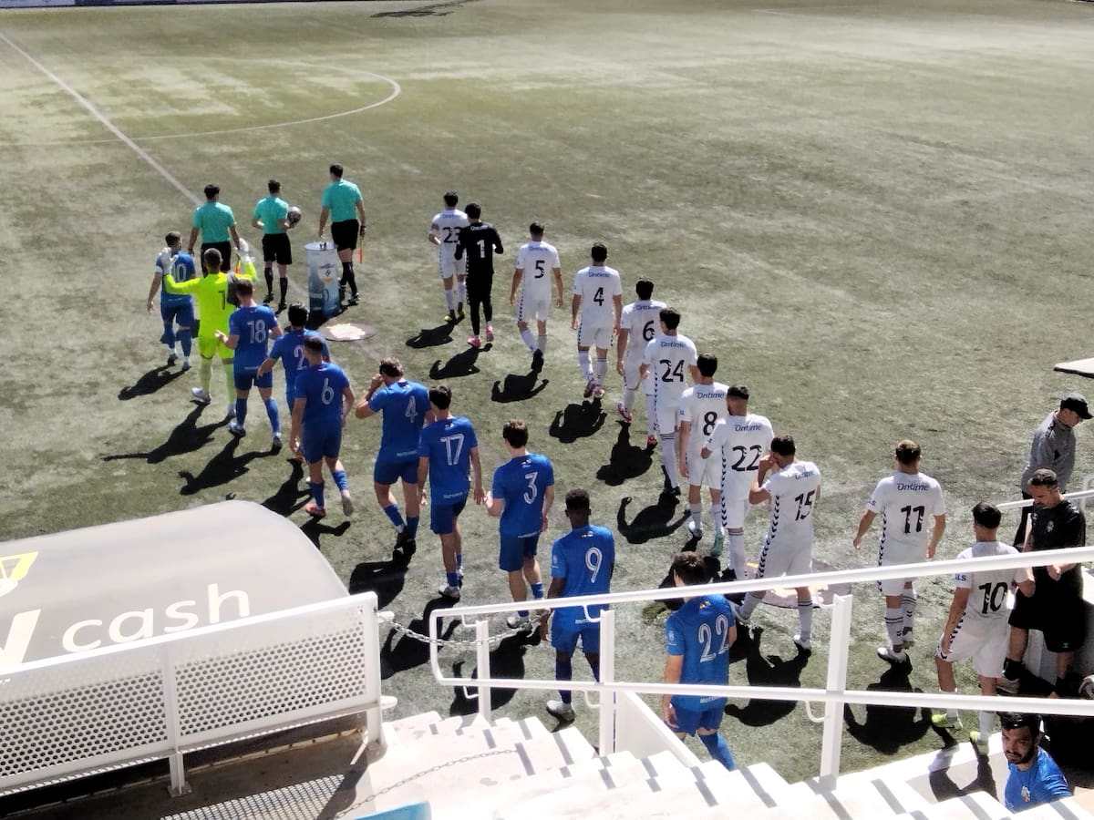 Un gol en la última acción de Migue Aracil mantiene el sueño del Olímpic