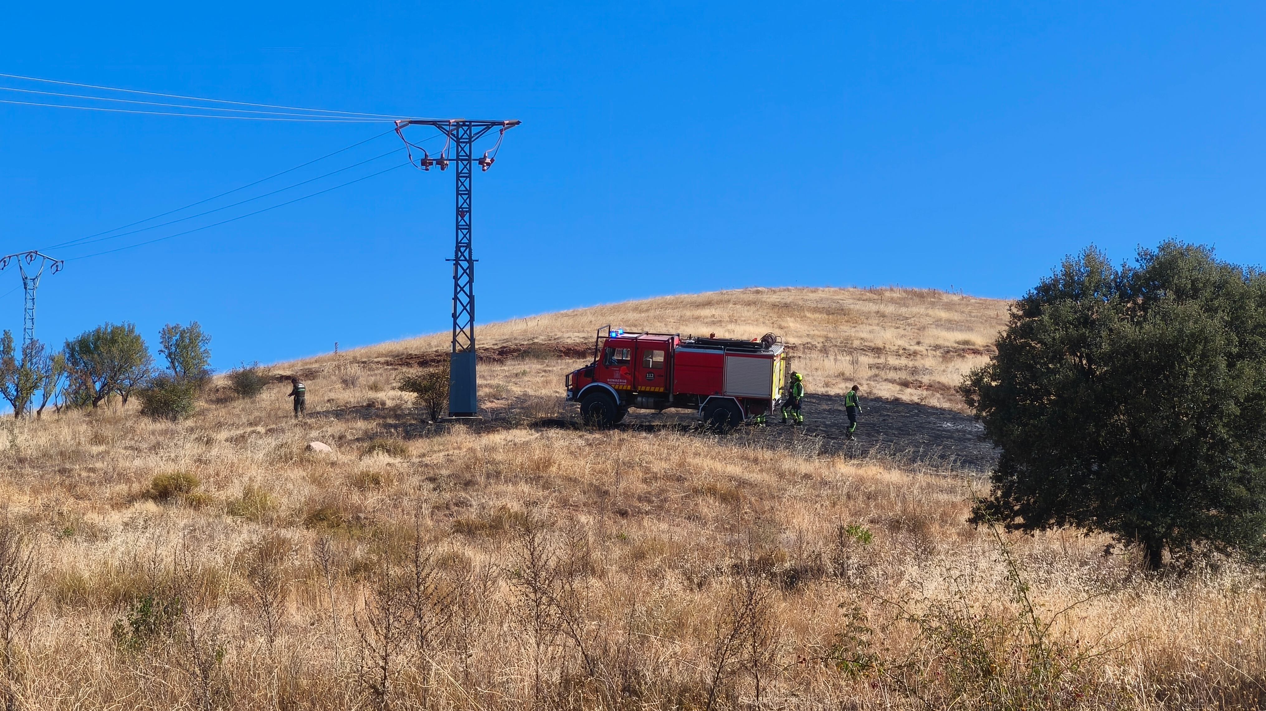 Los bomberos han acudido al incendio del Paraíso de Fuentenebro