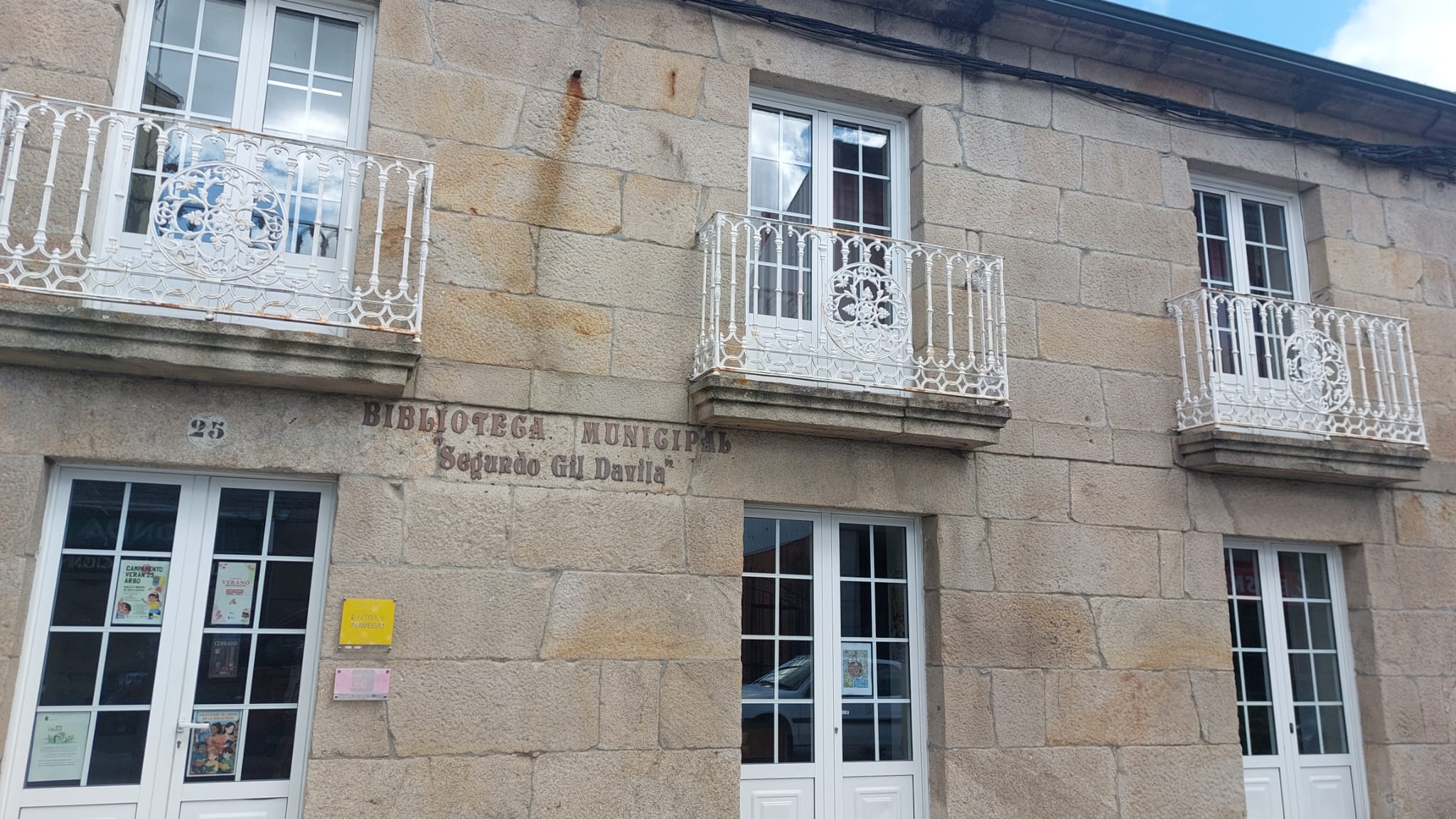 Biblioteca Municipal de Arbo