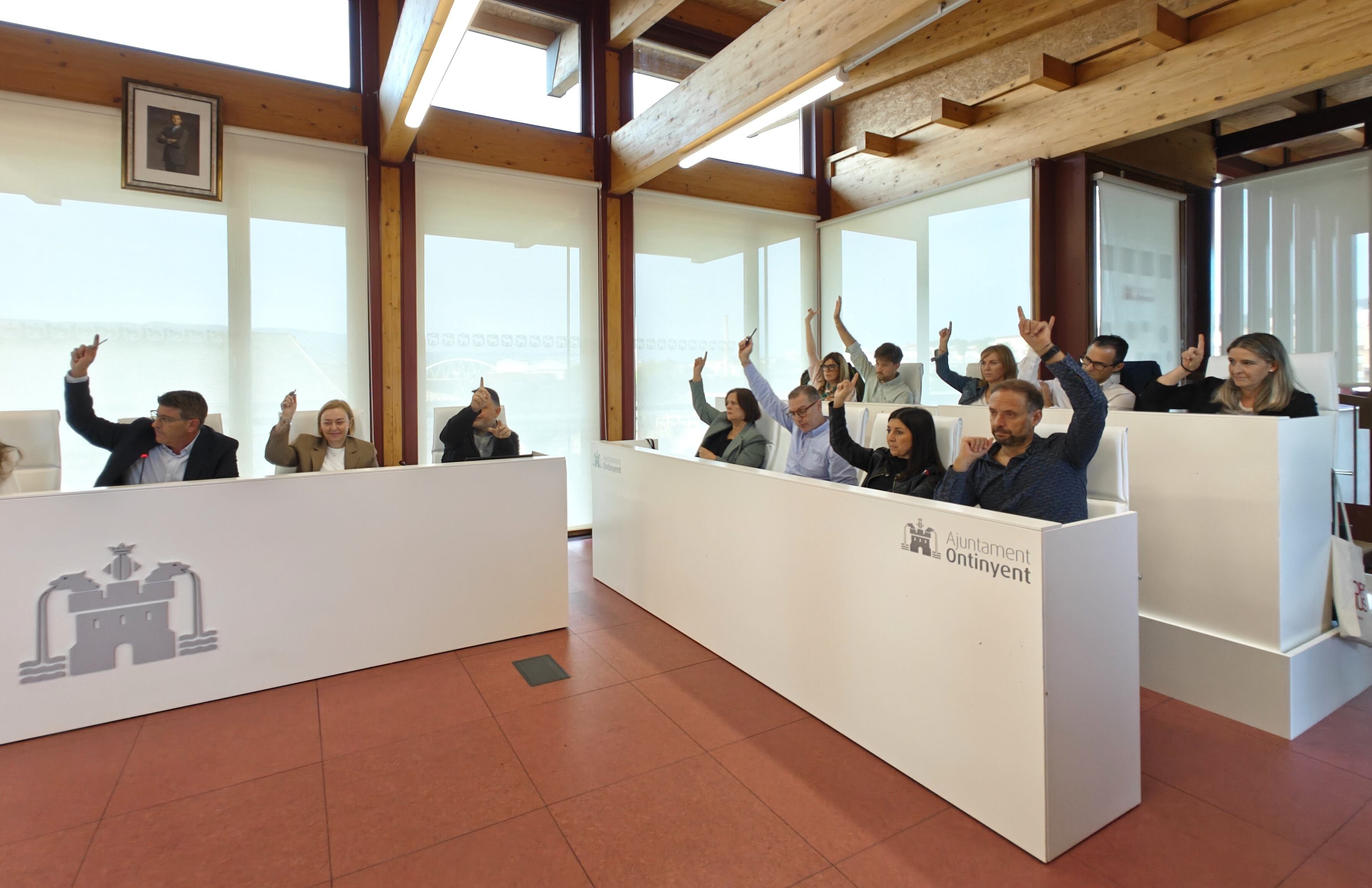 Imagen del Pleno extraordinario celebrado este jueves, 16 de octubre, en Ontinyent