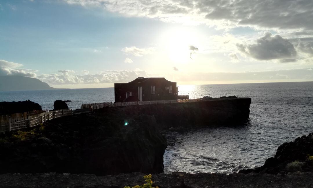 Hotel más pequeño del mundo. PINCHA SOBRE LA FOTO PARA VOTAR.