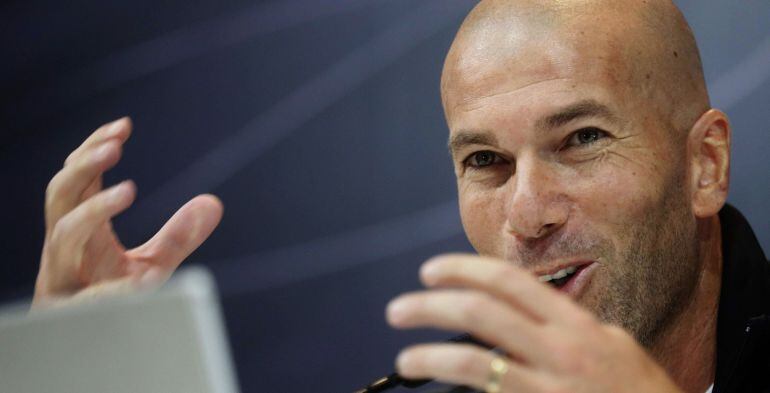 Zidane explica a la prensa lo que siente al cumplir 100 partidos al frente del Real Madrid