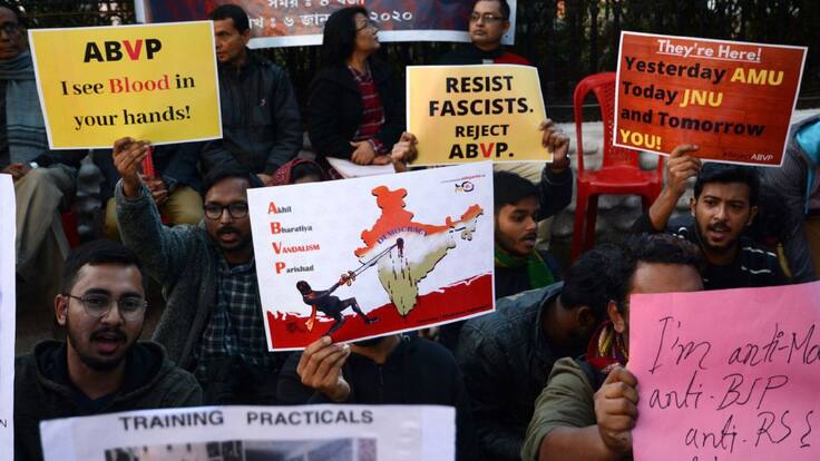 Un ataque en la universidad de Delhi provoca movilizaciones estudiantiles en la India