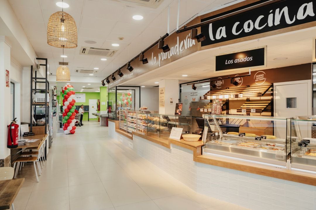 Nueva sección &#039;La Cocina&#039; en el supermercado MAS de la calle Fernando Tirado