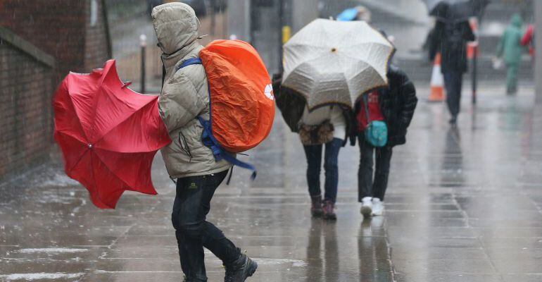 Hoy tendremos cielos cubiertos y se prevén lluvias, por la tarde