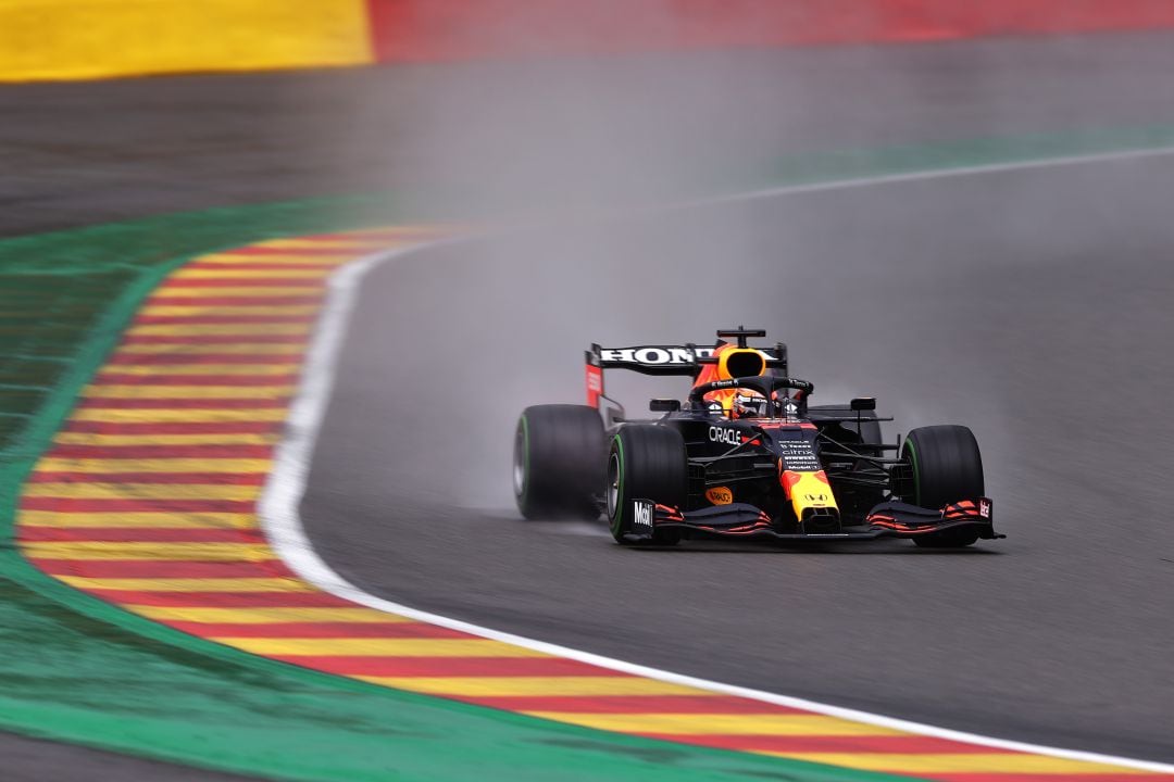 Max Verstappen consigue la pole en el circuito de Spa-Francorchamps