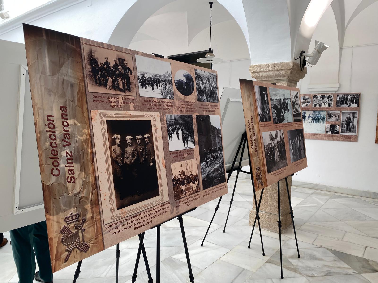 Inauguración exposición Fotografía Histórica Guardia Civil en la Asamblea de Extremadura en Mérida