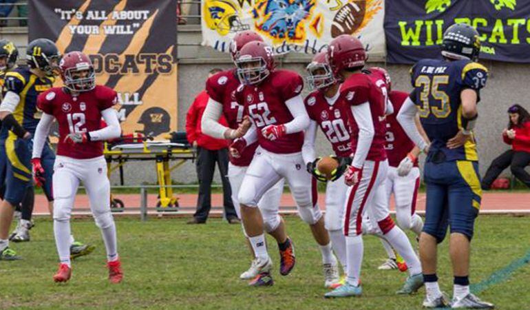 The Royal Oaks Knights se enfrentarán a la parte más exigente del calendario de competición y se medirá con los Wildcats