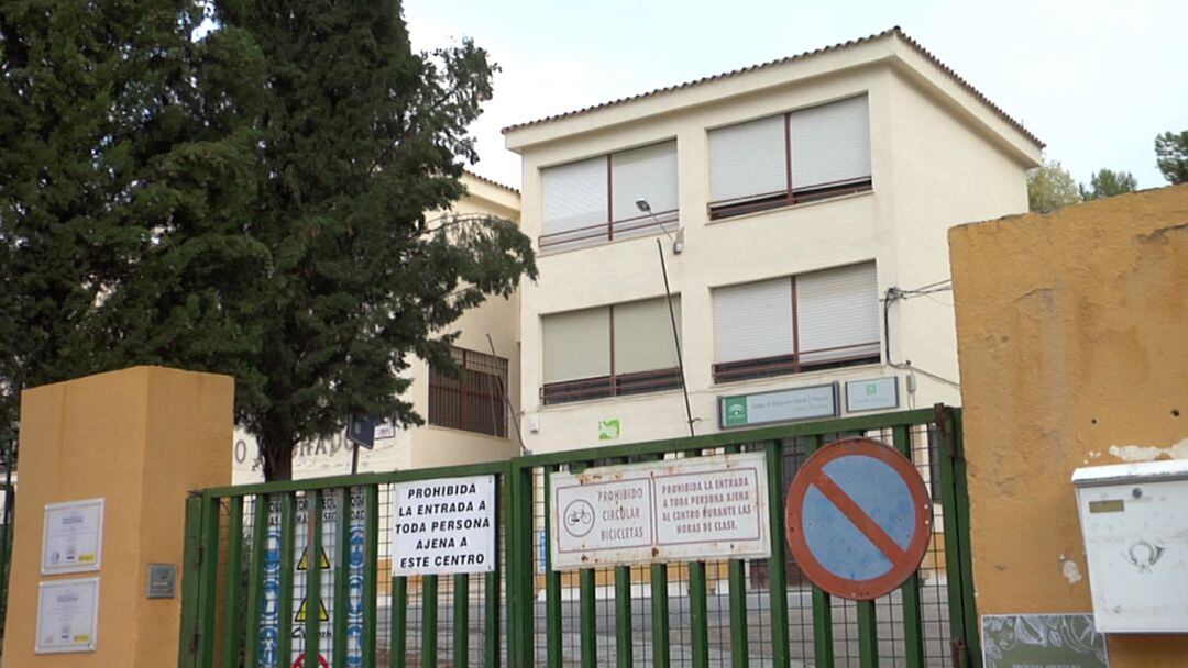 Entrada principal CEIP Antonio Machado